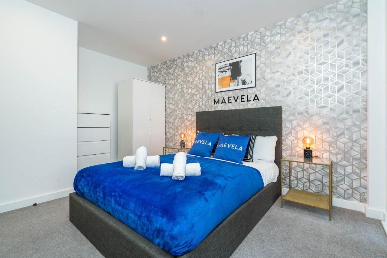 Maevela Apartments - Luxury Broad St Apartment - 2 Bed, 2 Bath - City Centre/Cube/Mailbox - With Underground Parking ✓- L Shape Sofa, Large 50 Inch Smart Tv With Free Netflix & Wifi Birmingham Buitenkant foto