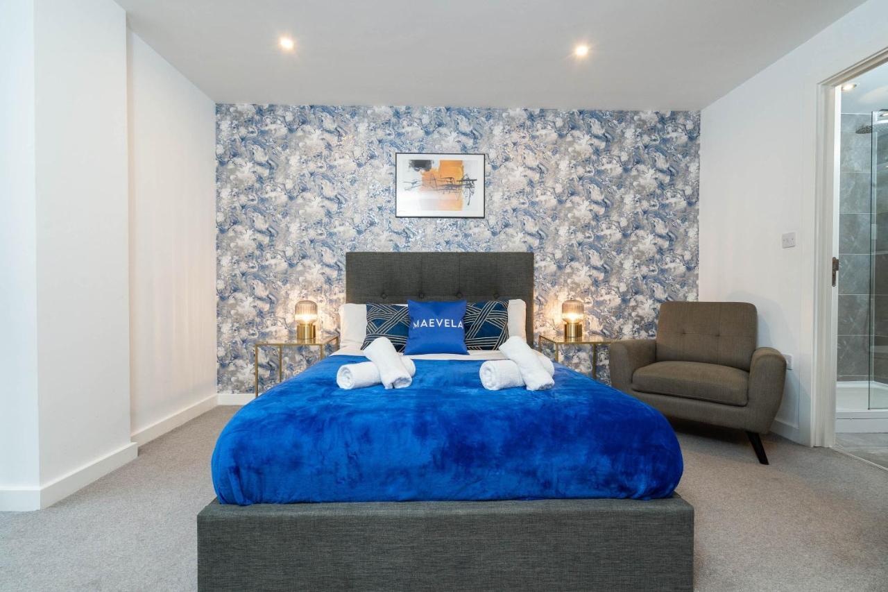 Maevela Apartments - Luxury Broad St Apartment - 2 Bed, 2 Bath - City Centre/Cube/Mailbox - With Underground Parking ✓- L Shape Sofa, Large 50 Inch Smart Tv With Free Netflix & Wifi Birmingham Buitenkant foto